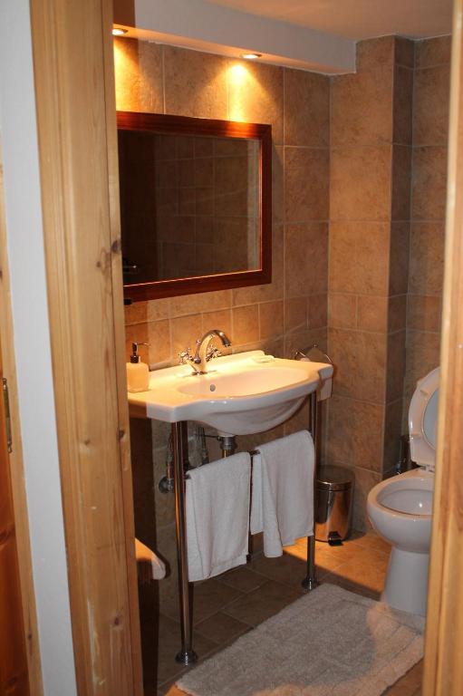 Guesthouse Karahalios โปลีดรอสโซส ห้อง รูปภาพ